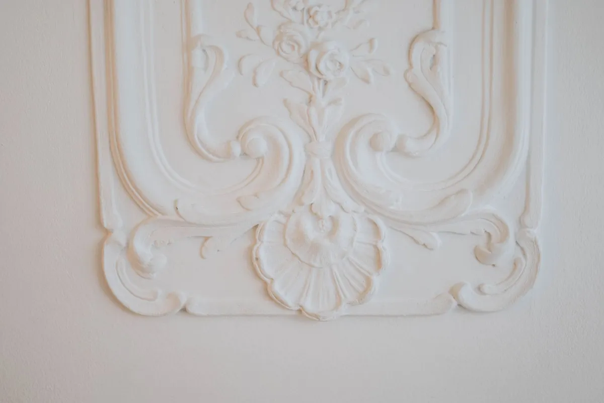 Le style rocaille : l'orfèvrerie de Louis XV en mouvement